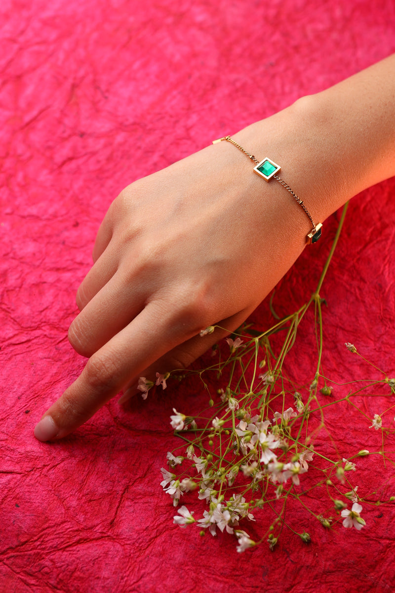 Elina Green Bracelet