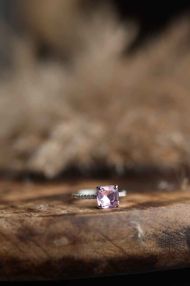 Elva Stone Ring