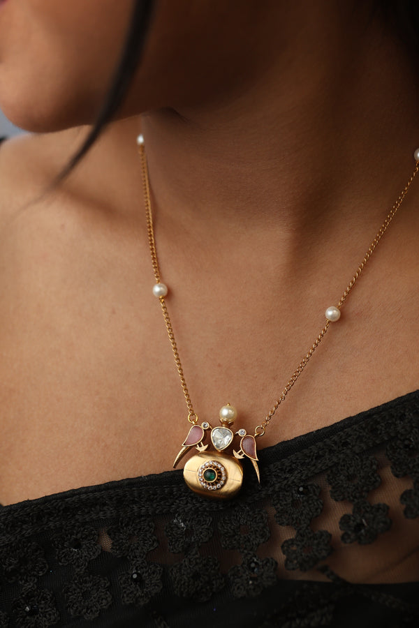 Kyari Pendant Set