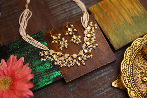 Pearl and Kundan Necklace Set