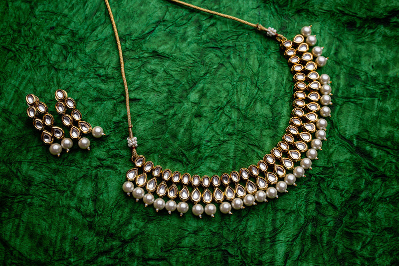 Gold Plated Kundan & Pearl Necklace Set