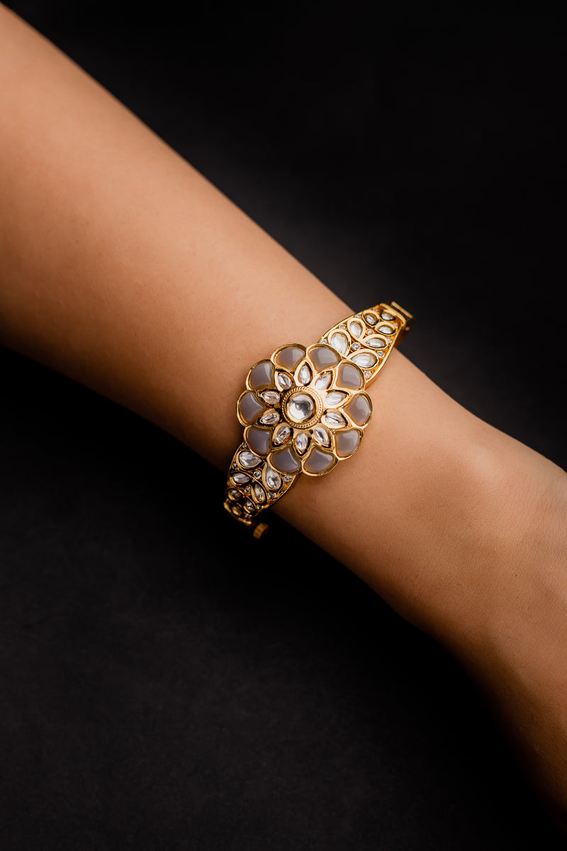 Grey Flower Kundan Bracelet